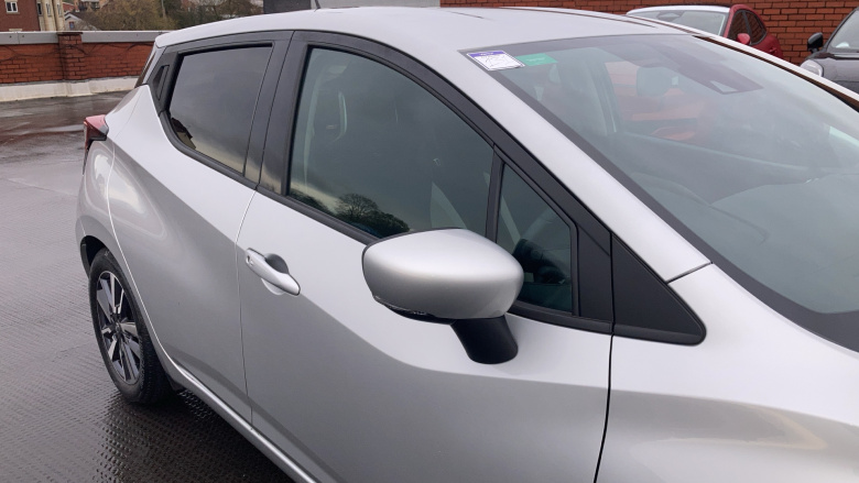 Nissan Micra 1.0 IG-T 100 Tekna 5dr Xtronic Petrol Hatchback